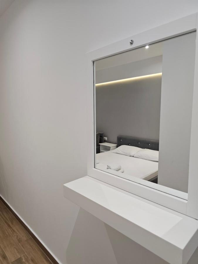 Vila 31 Sarandë Exterior foto